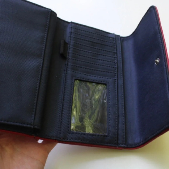 Tommy Hilfiger wallet - Picture 6 of 10